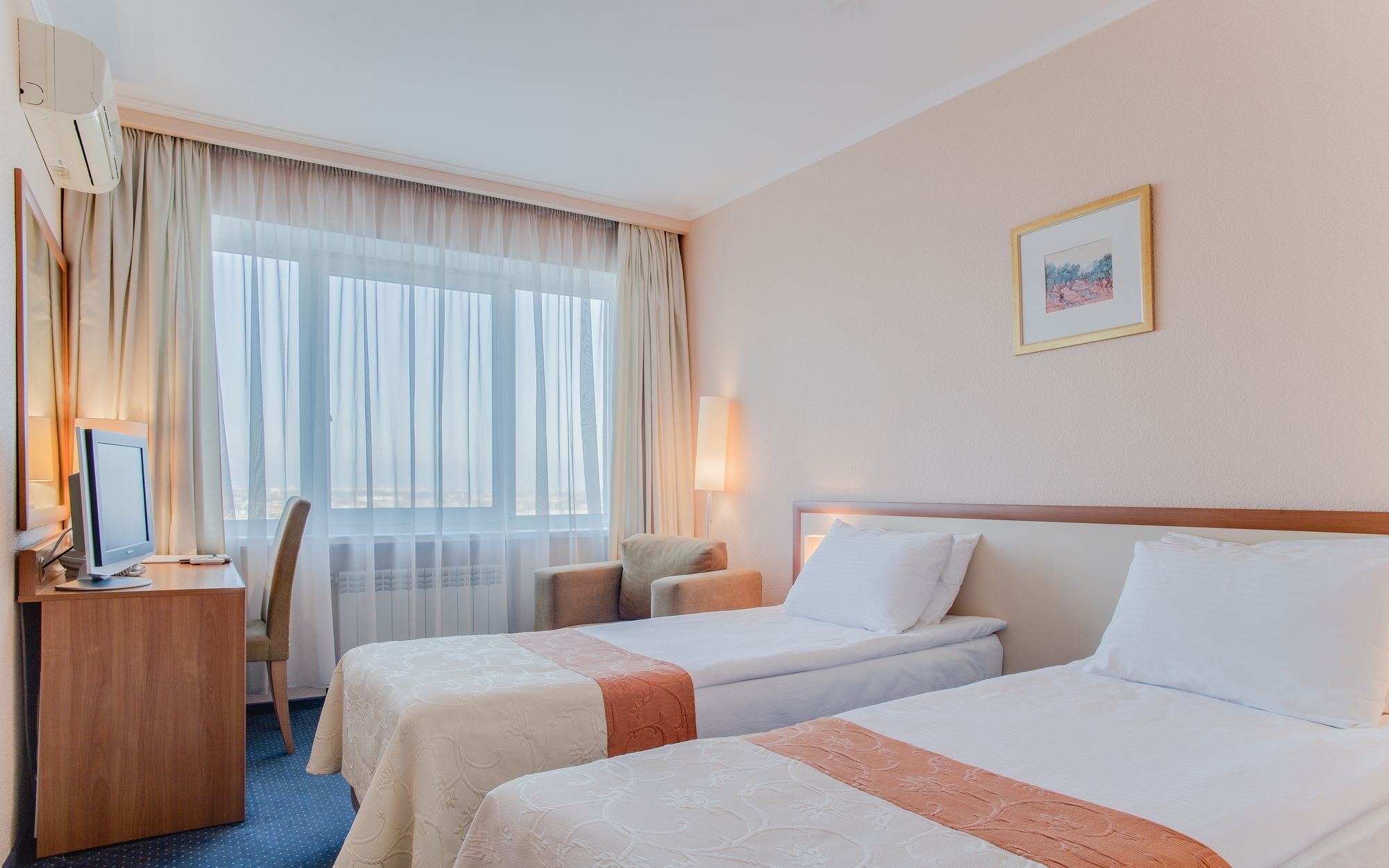 Intourist Hotel Zaporizhia Eksteriør billede